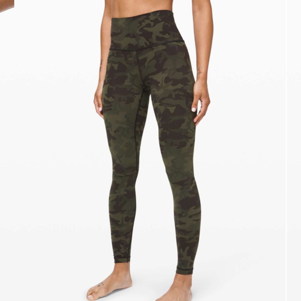 Wunder Under camo leggings
